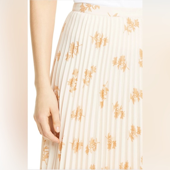 Joie pleated peach pattern skirt size 0 - Picture 7 of 9